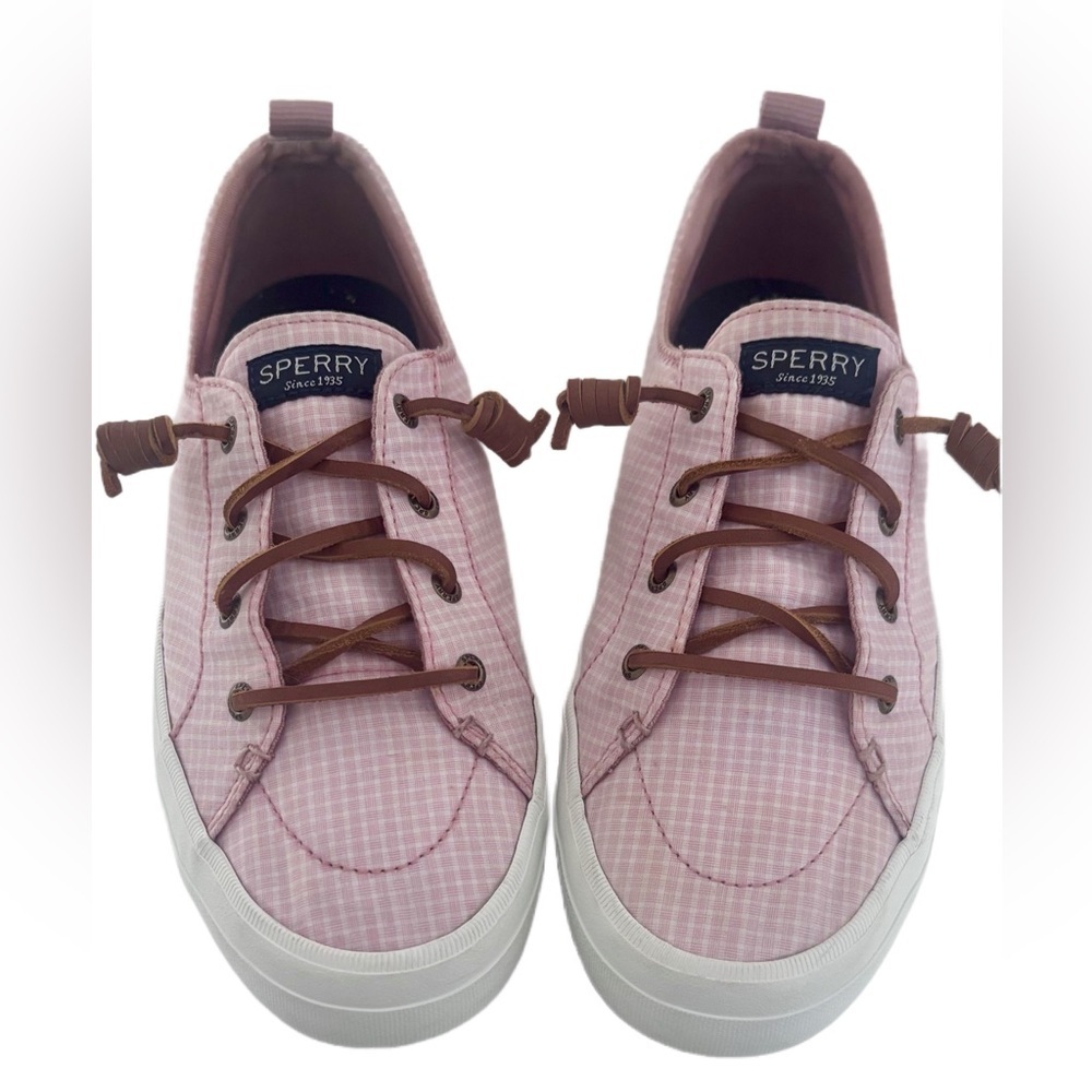 C- Sperry crest vibe Pink Plaid Sneakers size 9.5
Excellent condition